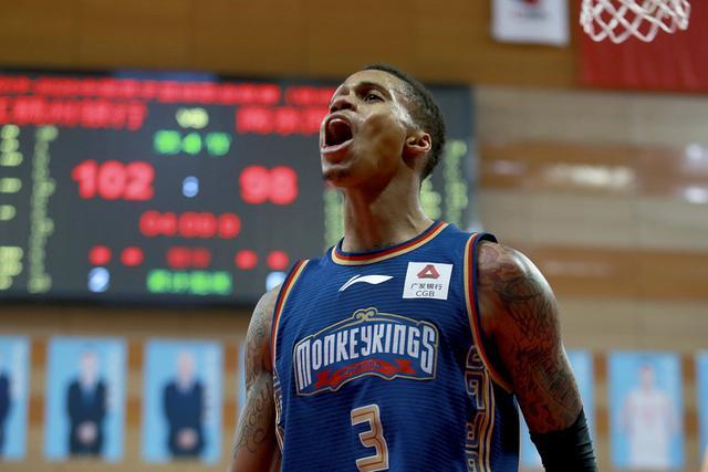 国际车队竞速成都天府绿道 赛事经济激活春日消费